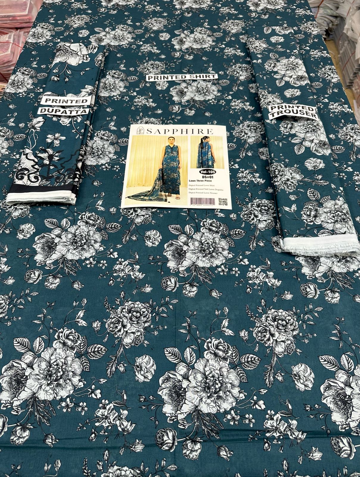 VOL 105 | DS 01 | DIGITAL PRINTED LAWN 3PC VOIL LAWN DUPATTA