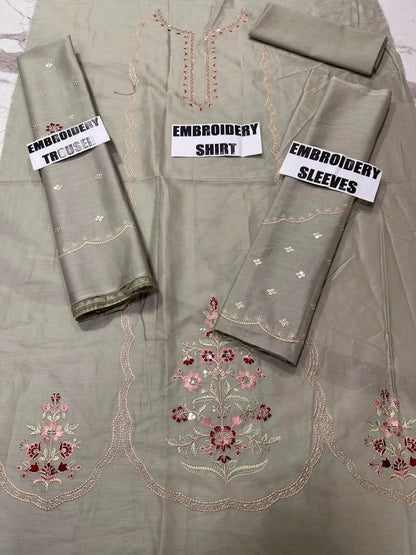Vol-269 | DS 03 | KIDS EMBROIDERED LAWN 2PC