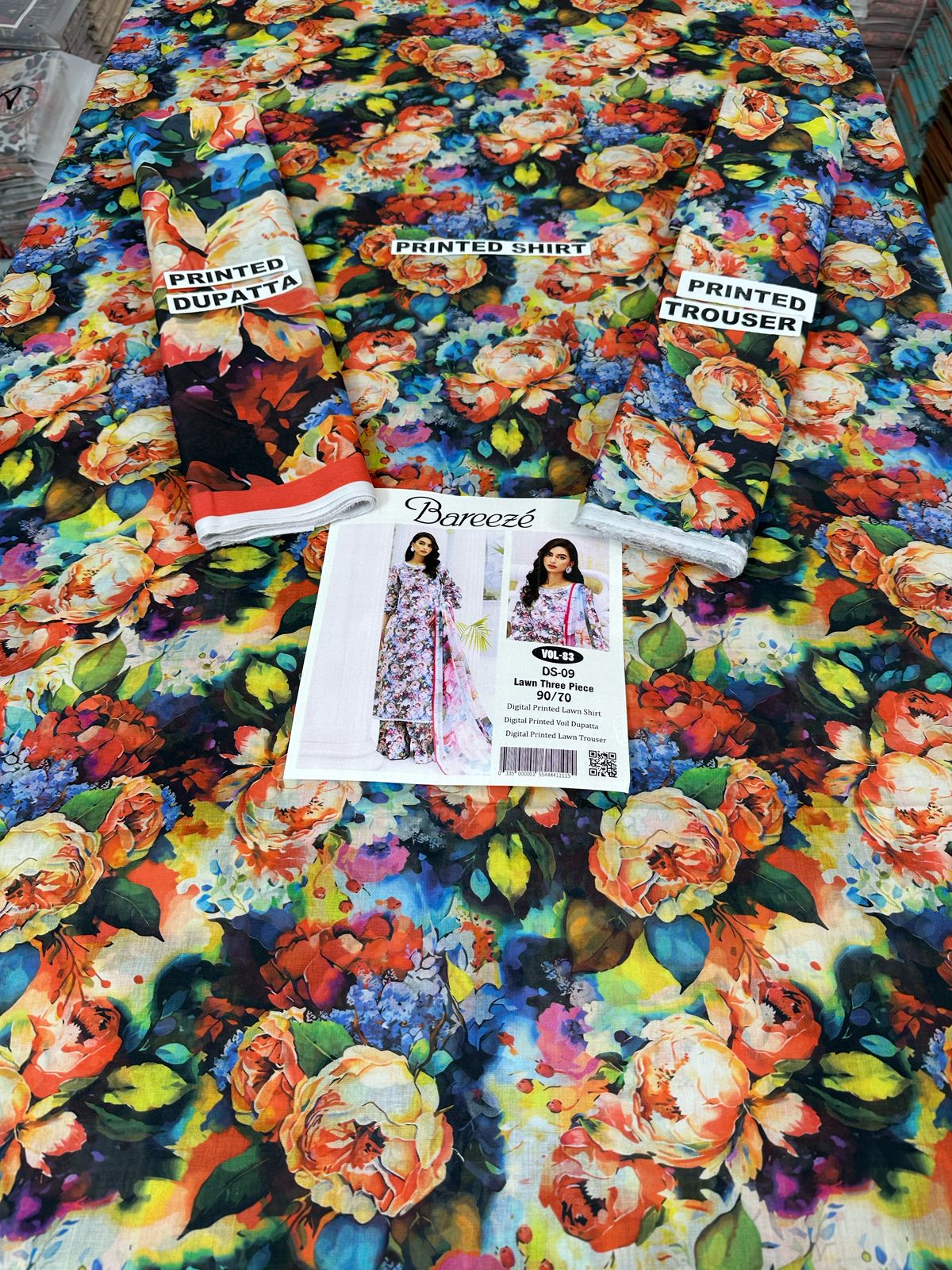 VOL 83 | DS 09 | DIGITAL PRINTED LAWN 3PC VOIL DUPATTA