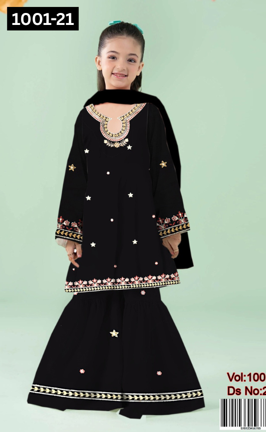 KIDS EMBROIDERED LAWN 2PC | DS 1001-21 |