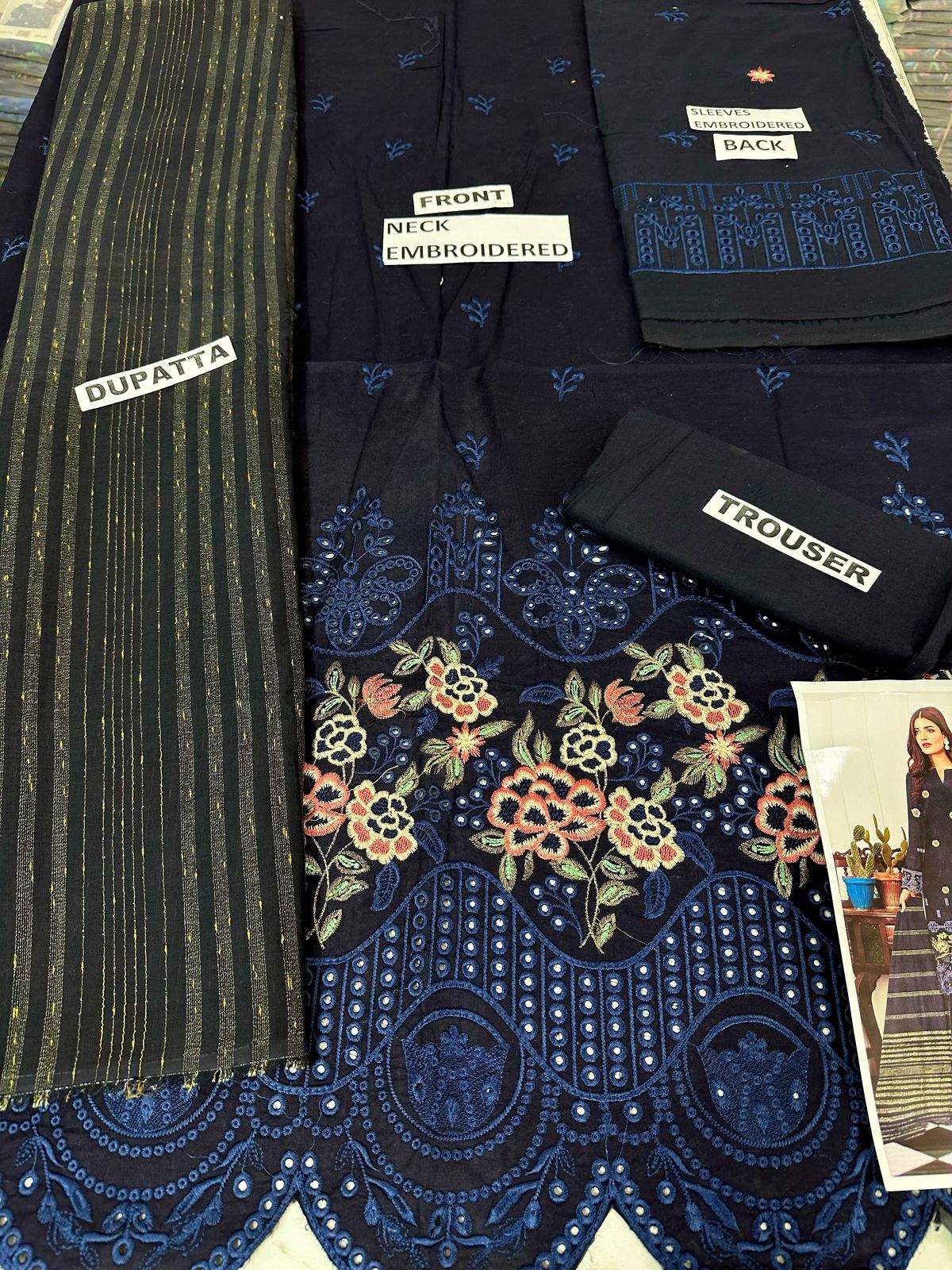 VOL 19 | DS 176 | LAWN EMROIDERED 3PC