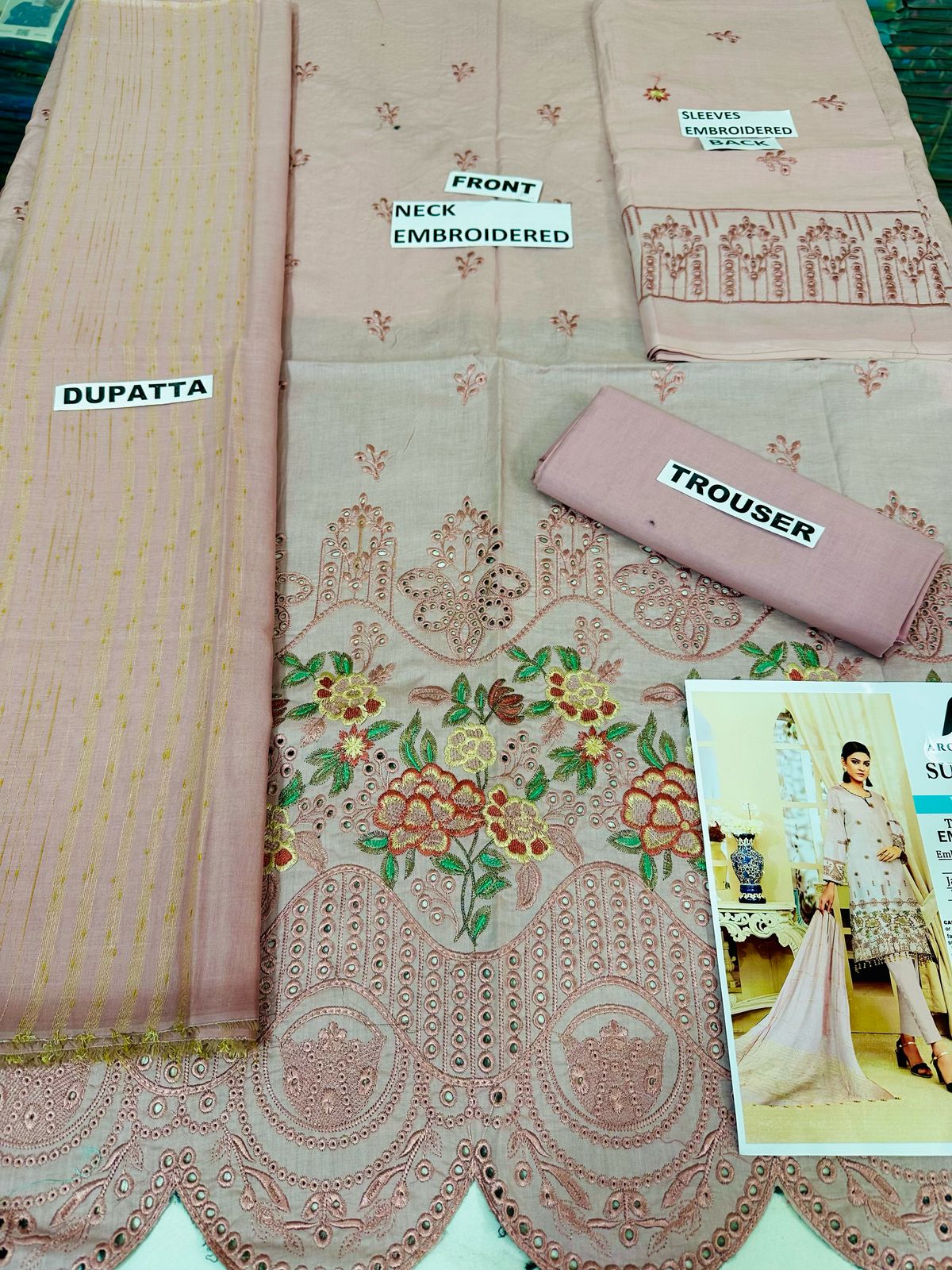 VOL 19 | DS 179 | LAWN EMROIDERED 3PC