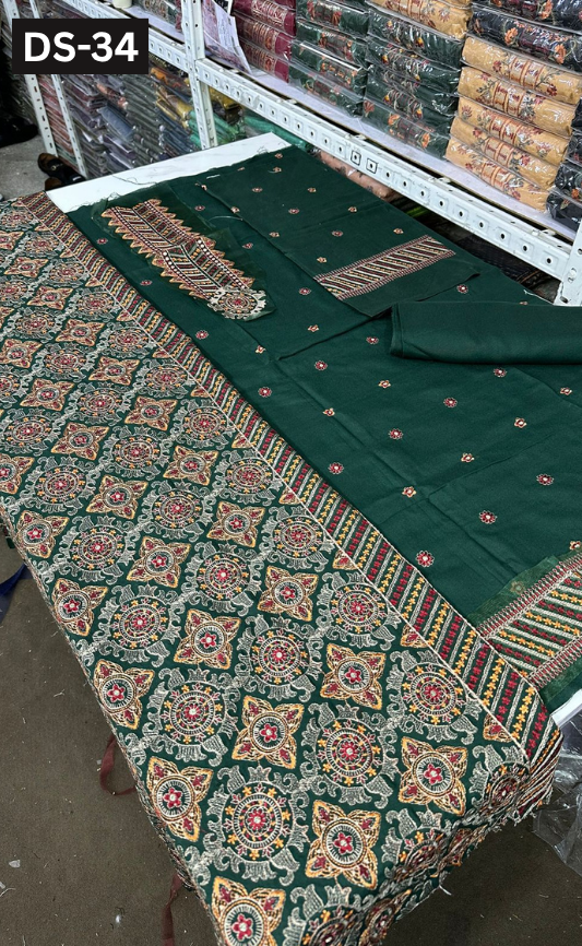 BAREEZE KARANDI | DS 34 | KARANDI EMBROIDERED 3PC WITH EMBROIDERED SHAWL