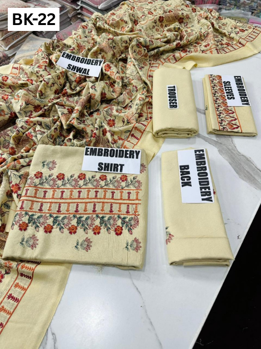 BAREEZE KARANDI | DS 22 | KARANDI EMBROIDERED 3PC WITH EMBROIDERED SHAWL