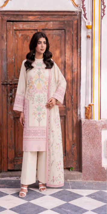 VOL 266 | DS 04 | AFSAANAH By SHANAYA | DIGITAL PRINTED 3PC LAWN SHIRT, DYED TROUSER, PRINTED VOIL DUPATTA