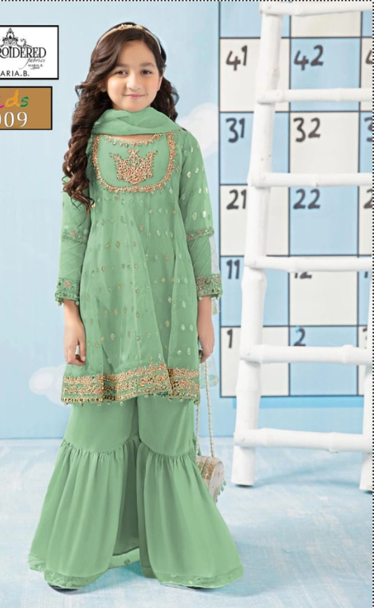 KIDS EMBROIDERED LAWN 2PC | DS 5009-B |
