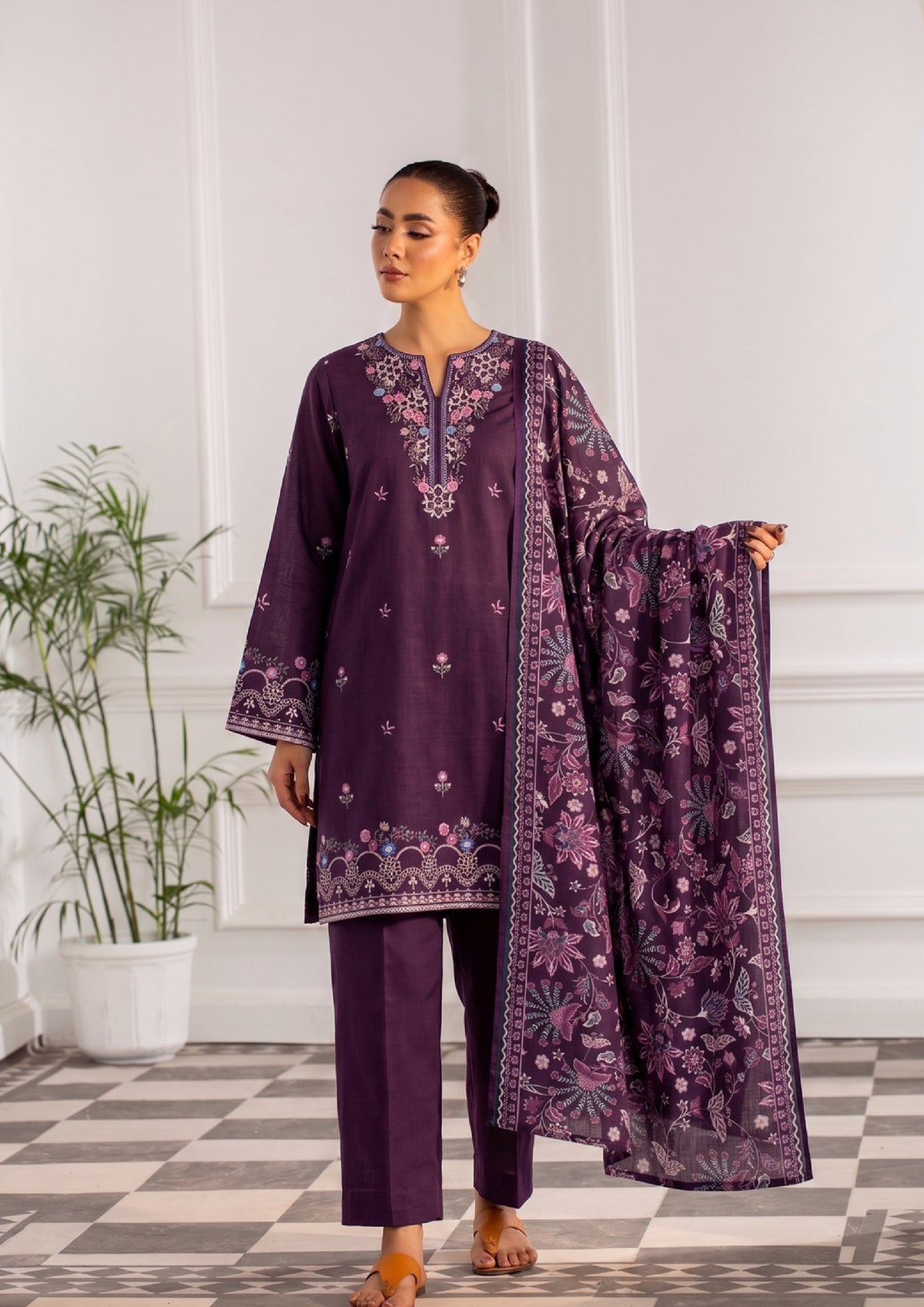 VOL 275 | DS 05 | SHANAYA | DIGITAL PRINTED 3PC STONE LINEN SHIRT, PRINTED TROUSER, PRINTED STONE LINEN DUPATTA