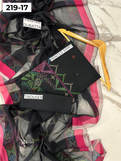 VOL 219 | DS 17 | ETHNC LAWN 3PC | DIGITAL PRINTED BANADORA LAWN SHIRT PLAIN TROUSER BAMBER CHIFFON DUPATTA