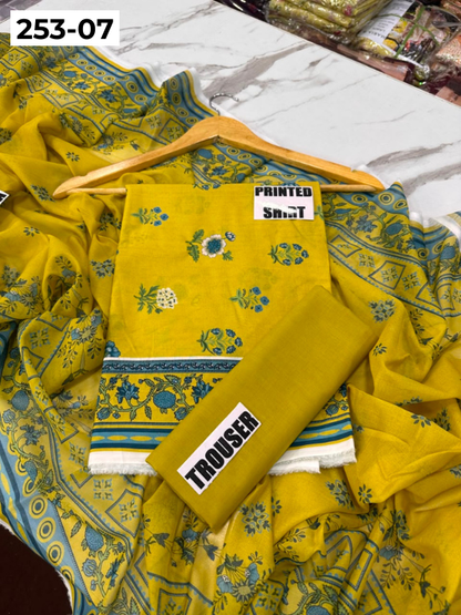 VOL 253 | DS 07 | GULNAAR | DIGITAL PRINTED 3PC LAWN SHIRT, DYED TROUSER, PRINTED VOIL DUPATTA