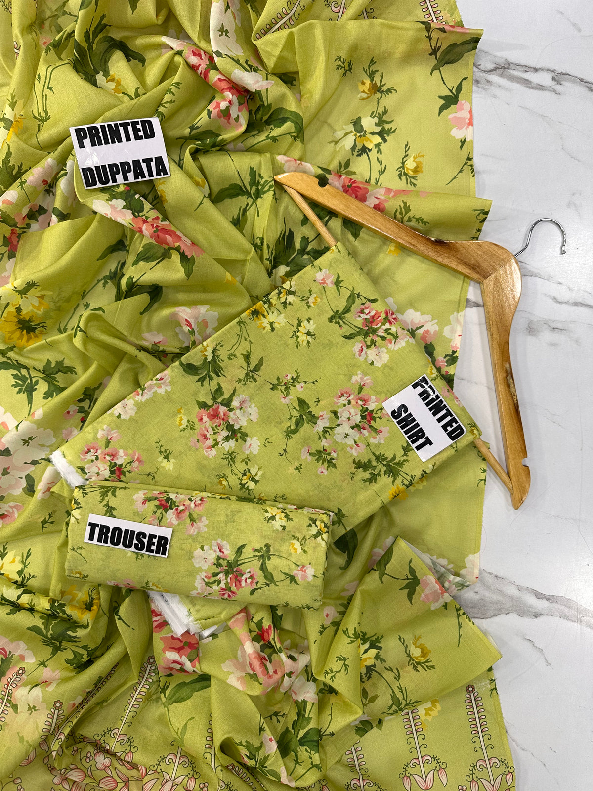 VOL 247 | DS 45 | DIGITAL PRINTED LAWN THREE PIECES VOIL LAWN DUPATTA