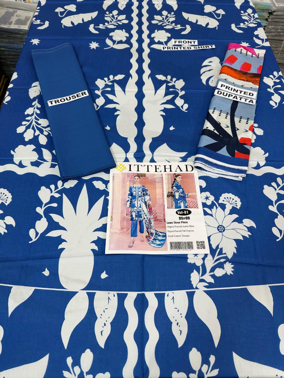 VOL 81 | DS 09 | LAWN 3PC