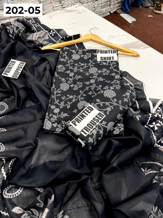 VOL 202 | DS 05 | DIGITAL PRINTED BANADORA LAWN 3PC VOIL LAWN DUPATTA