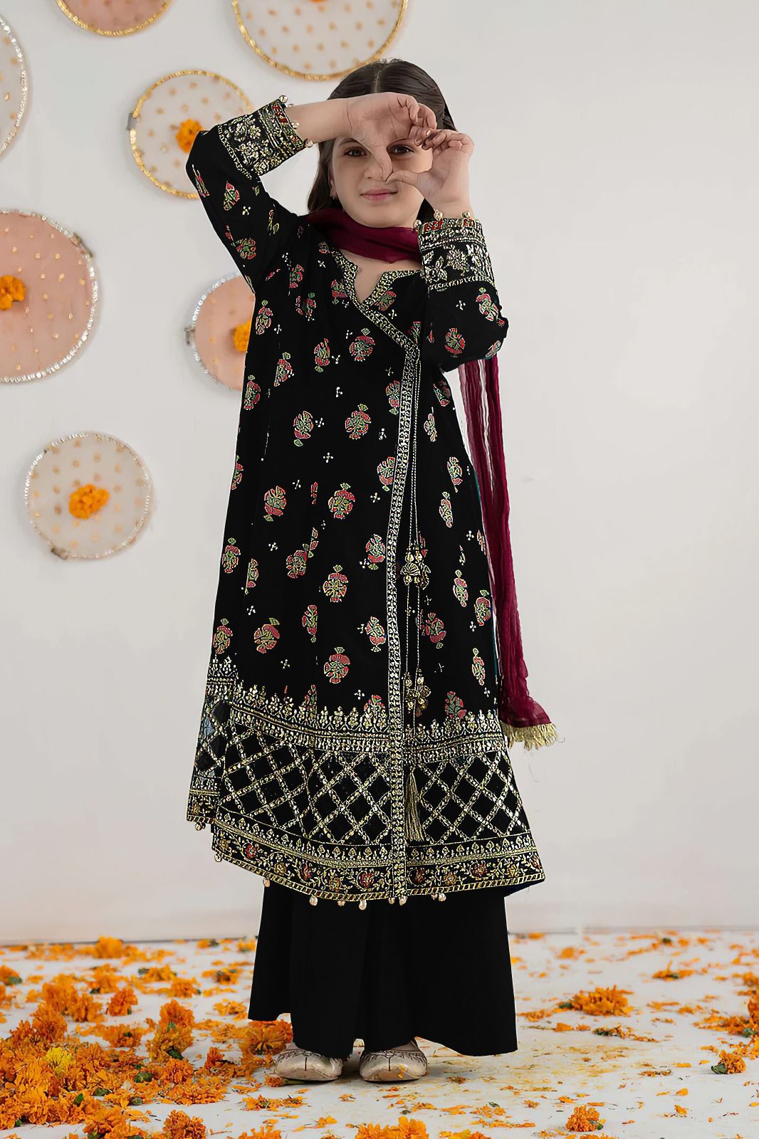 | DS 04-BLACK | KIDS EMBROIDERED LAWN 2PC