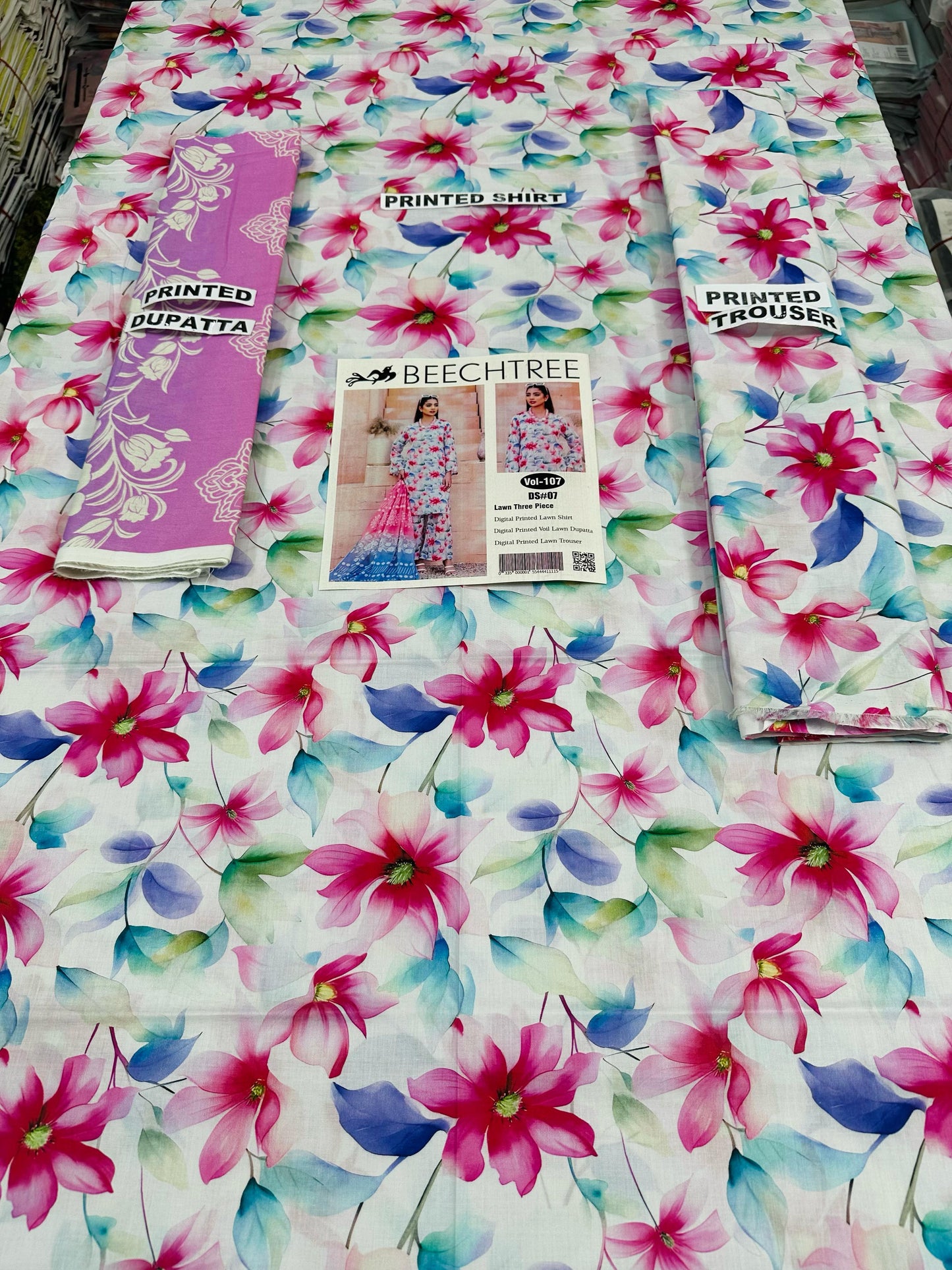 VOL 107 | DS 07 | DIGITAL PRINTED LAWN 3PC VOIL LAWN DUPATTA
