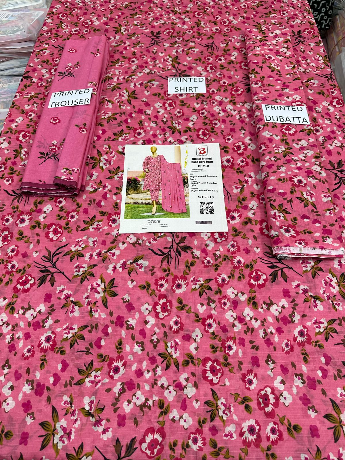 VOL 113 | DS 12 | DIGITAL PRINTED BANADORA LAWN 3PC VOIL LAWN DUPATTA