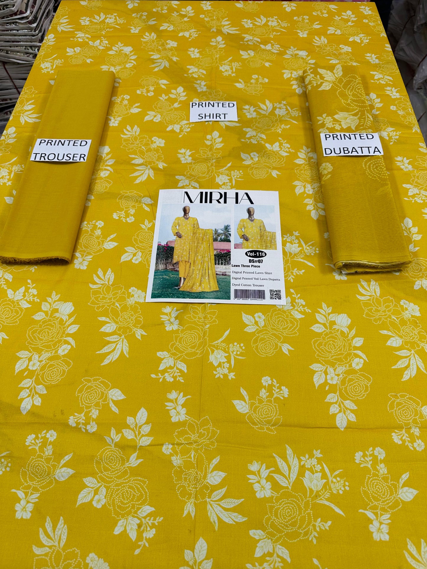 VOL 116 | DS 07 | DIGITAL PRINTED LAWN 3PC DYED TROUSER VOIL LAWN DUPATTA