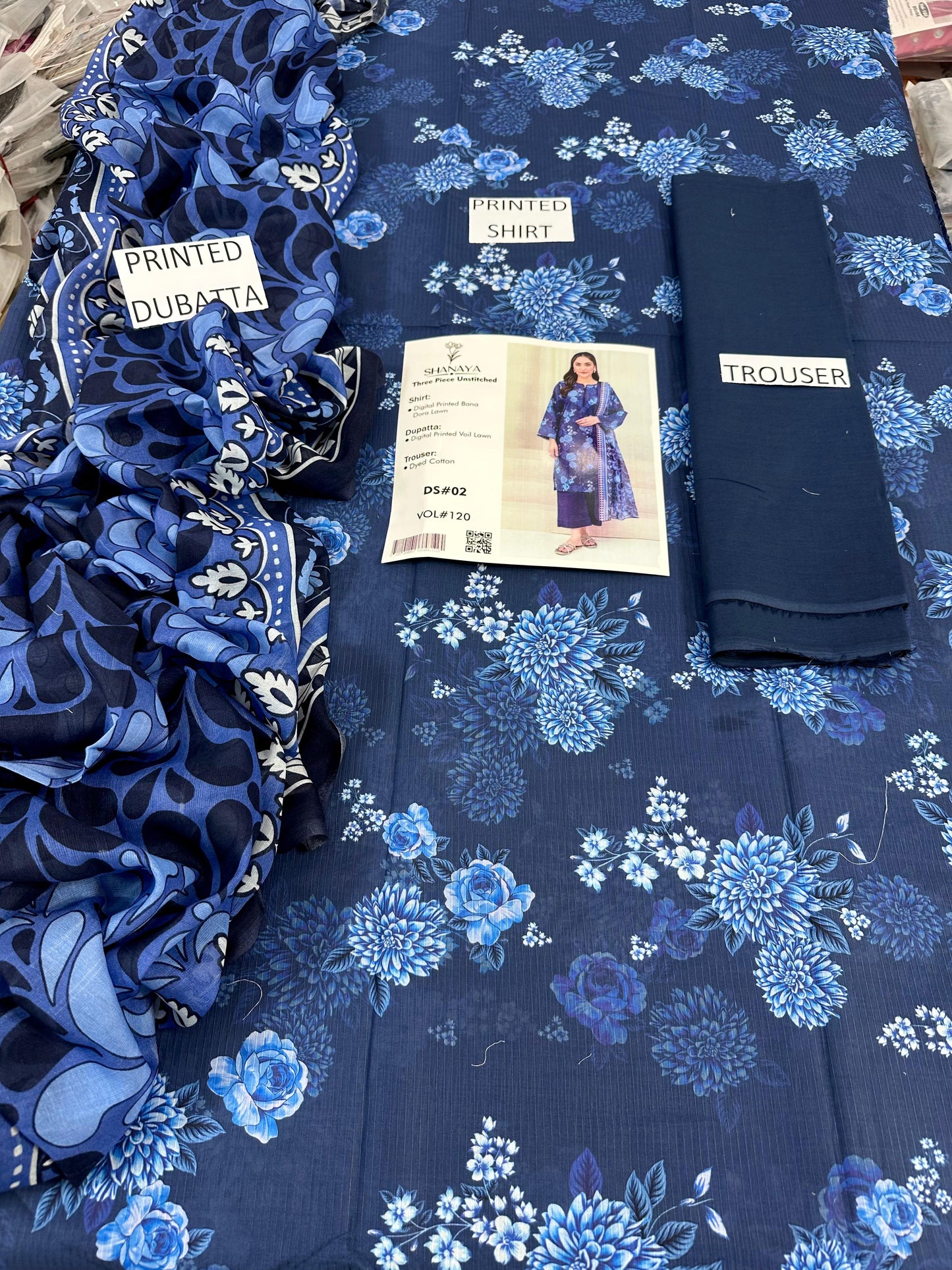 VOL 120 | DS 02 | DIGITAL PRINTED BANADORA LAWN 3PC DYED TROUSER VOIL LAWN DUPATTA