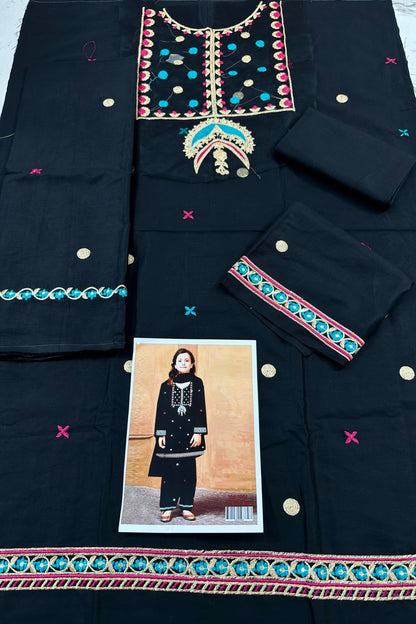 KIDS EMBROIDERED LAWN 2PC | DS 1001-08 |