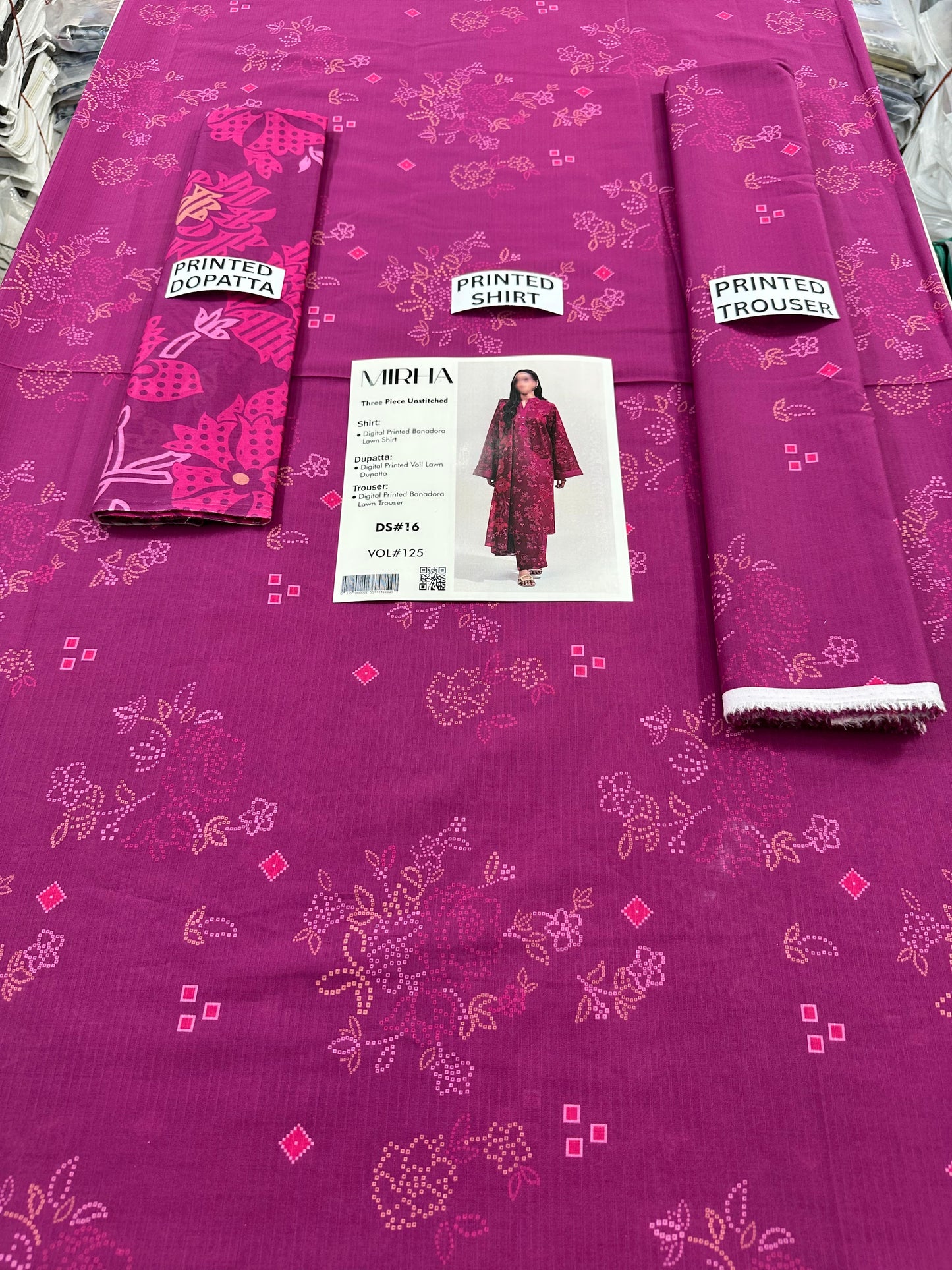 VOL 125 | DS 16 | DIGITAL PRINTED BANADORA LAWN 3PC VOIL LAWN DUPATTA