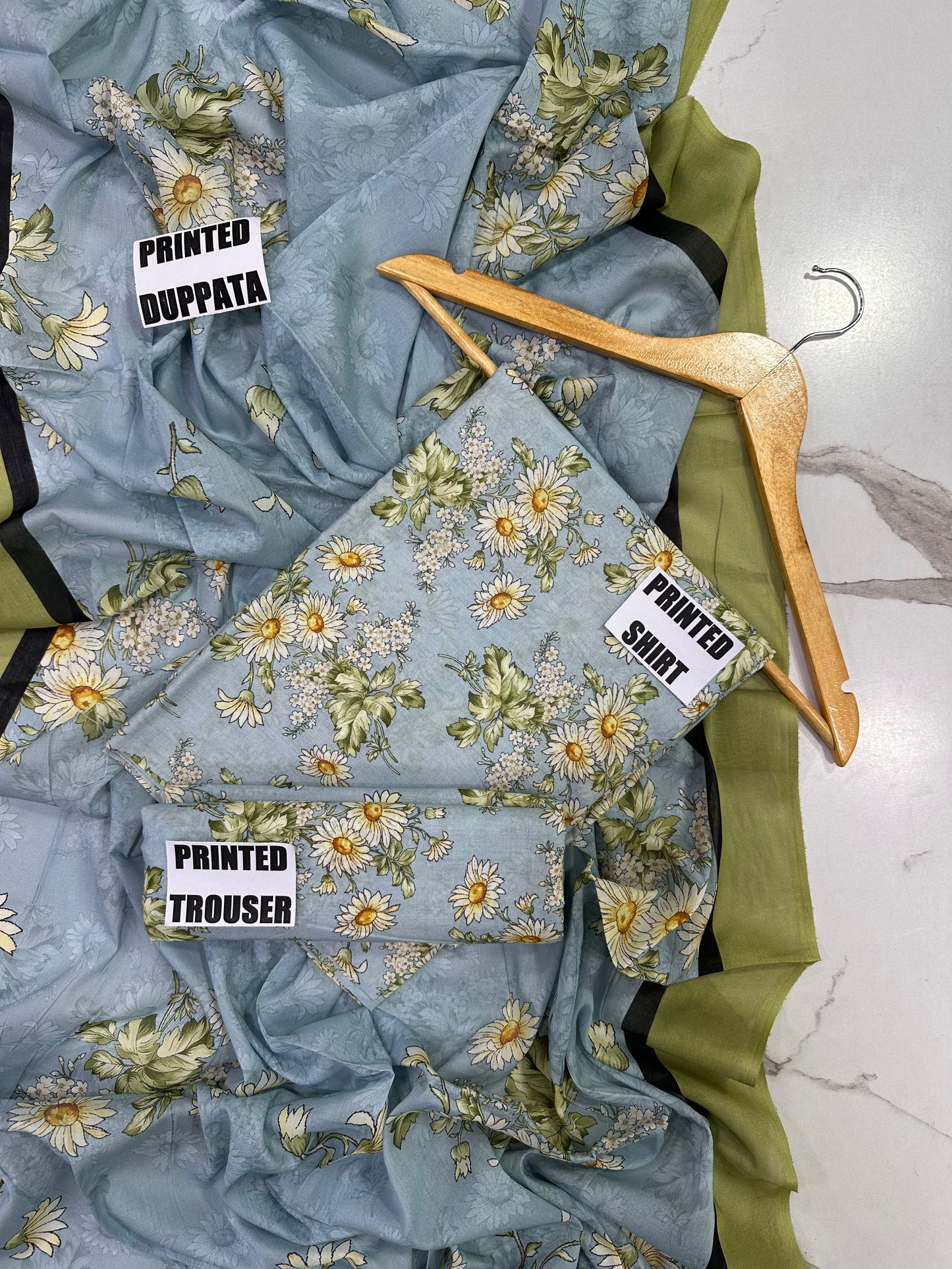VOL 247 | DS 40 | DIGITAL PRINTED LAWN THREE PIECES VOIL LAWN DUPATTA